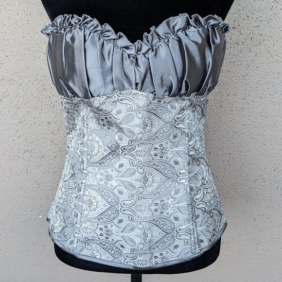 Other - 💜✨Silver & Grey Brocade Corset